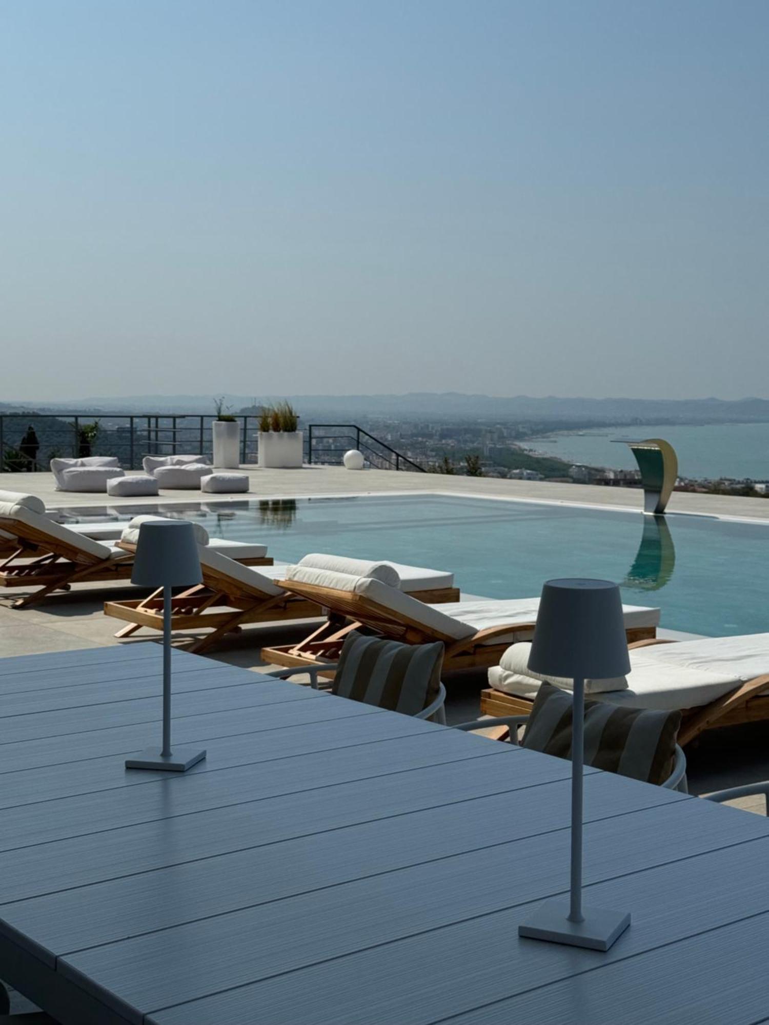 Villa Esmi Durres Kryemedhej ภายนอก รูปภาพ