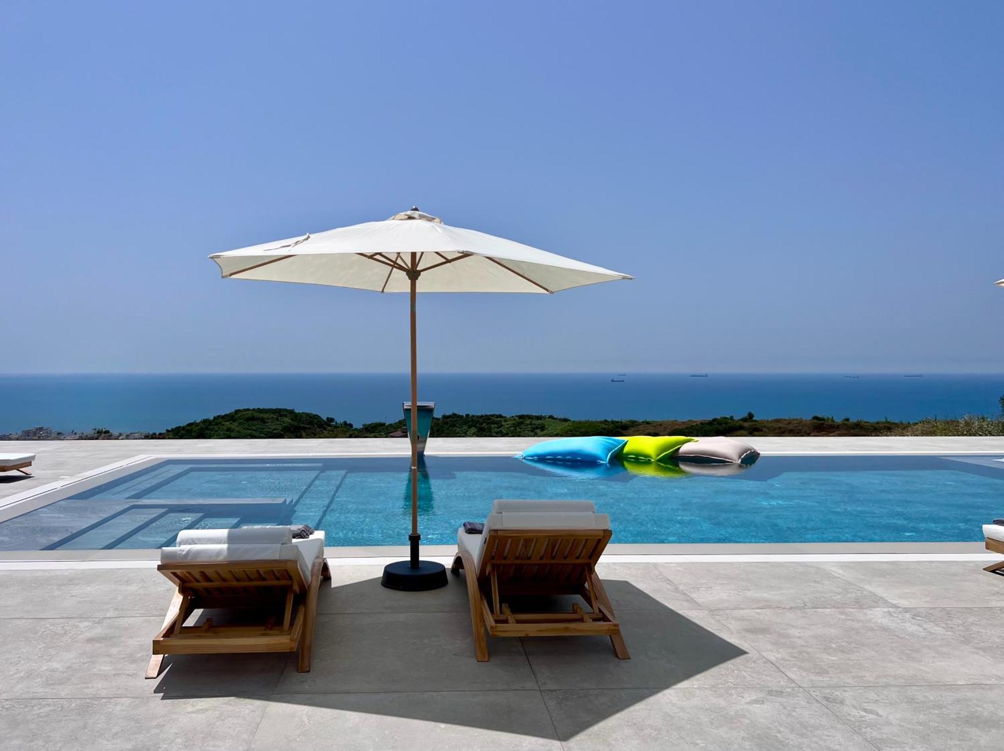 Villa Esmi Durres Kryemedhej ภายนอก รูปภาพ