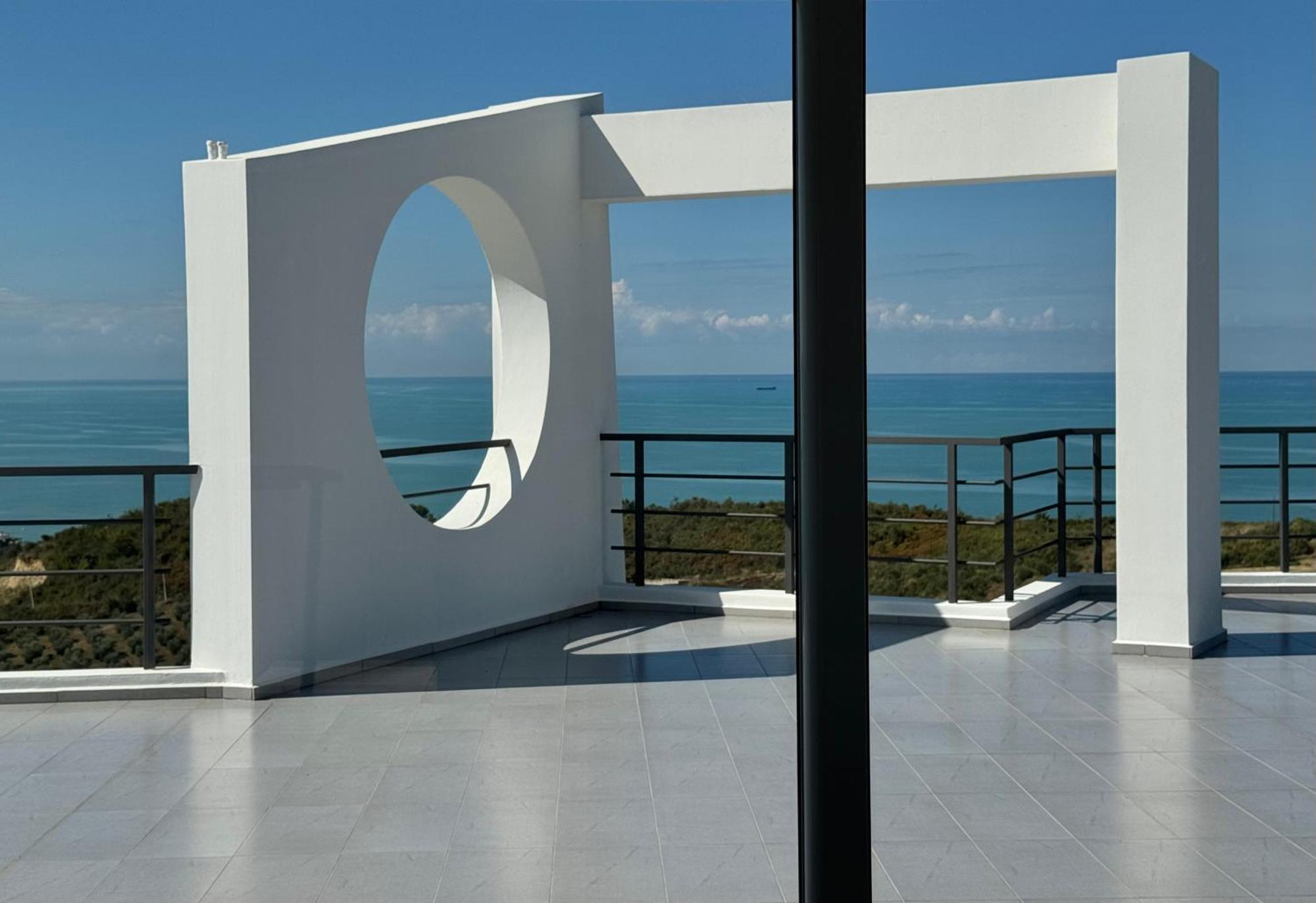 Villa Esmi Durres Kryemedhej ภายนอก รูปภาพ