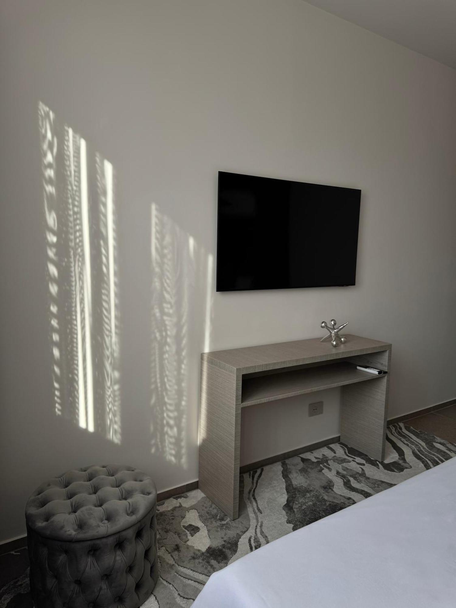 Villa Esmi Durres Kryemedhej ภายนอก รูปภาพ